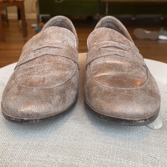 Clarks Ultimate Comfort Collection Gold Shimmer Penny Loafers Women's 8M - Picture 3 of 15